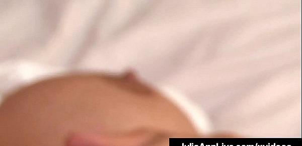  See Busty Mommy Julia Ann Finger Bang In Bed! Good Morning!